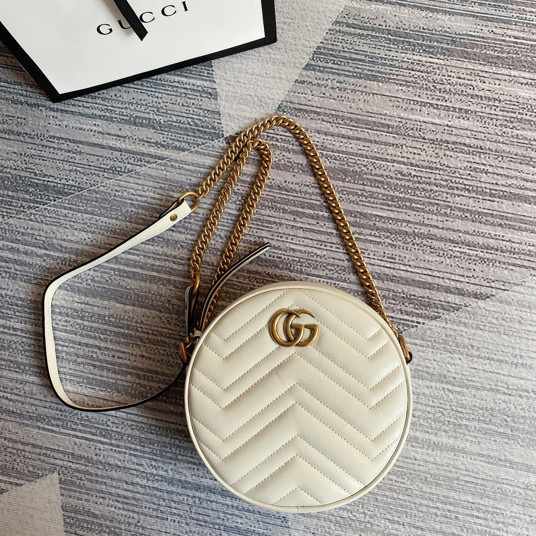 Marmont Mini Round Shoulder Bag 550154 White